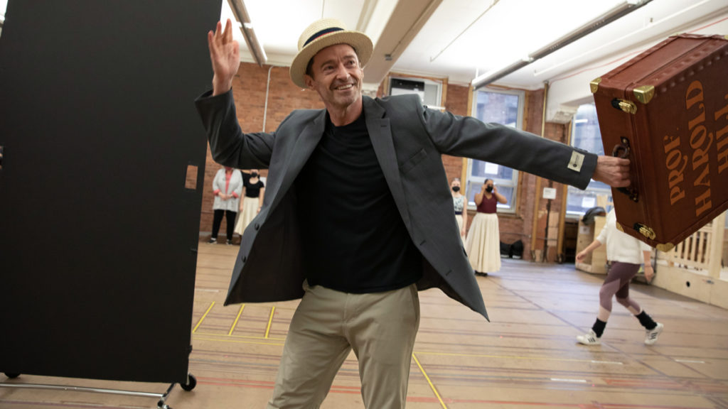 HS - Hugh Jackman in The Music Man rehearsal - 11/21 - Julieta Cervantes