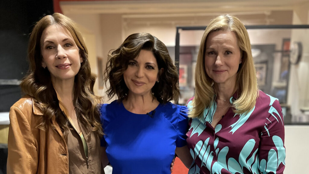 Jessica Hecht - Tamsen Fadal - Laura Linney